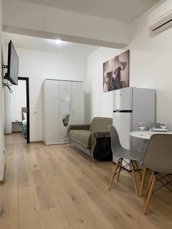 City Center Glam Apartments Palas Jászvásár Kültér fotó